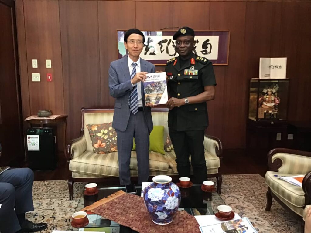A six-member delegation from the Ghana Boundary Commission paid a working visit to the Embassy of Japan