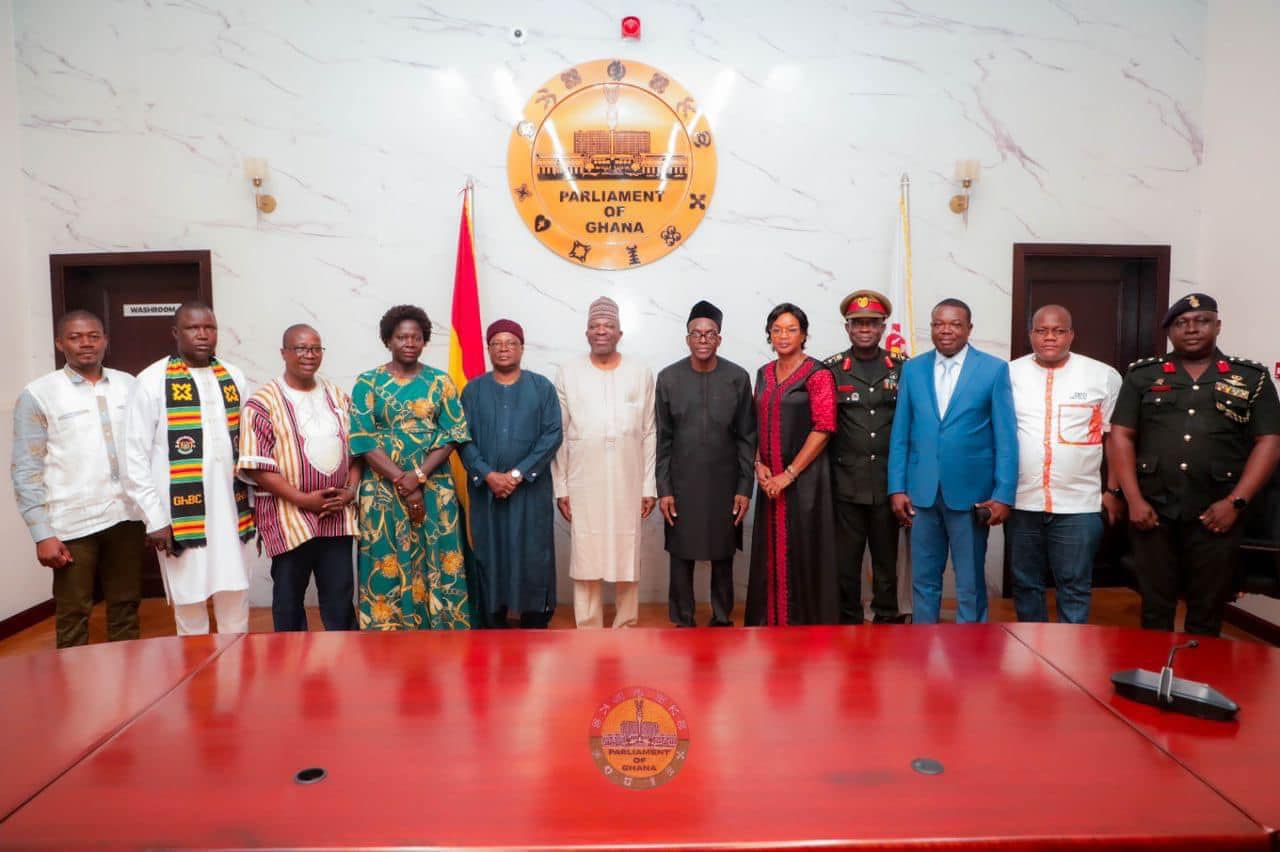 Home speaker with heads of bc 24