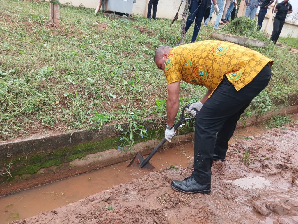 Ghana Boundary Commission Joins National Clean-up Exercise - 10th July 2026 whatsapp image 2026 07 10 at 5.14.00 pm (1)